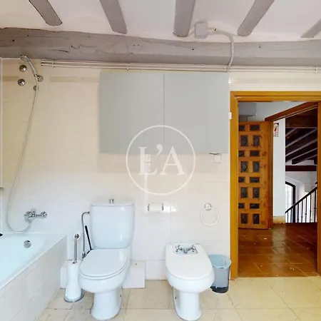 Bed & Breakfast Barri Antic 4*