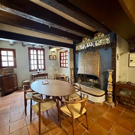 Barri Antic 4*