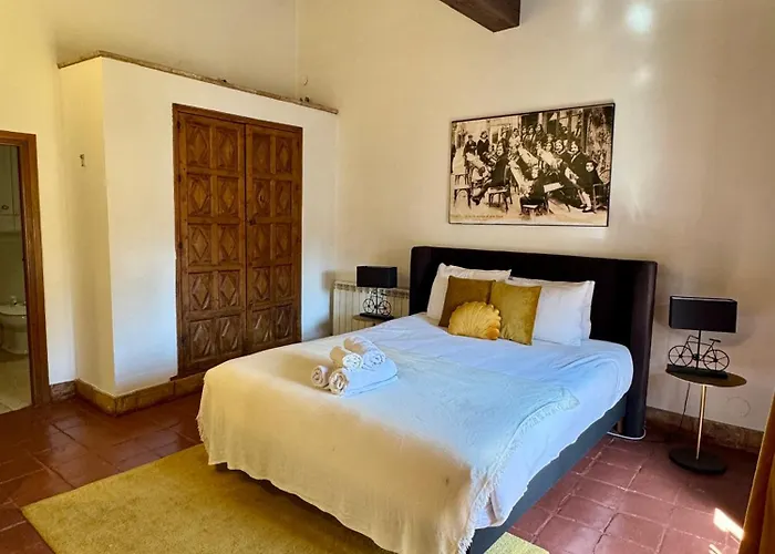 Barri Antic Bed and breakfast 4*